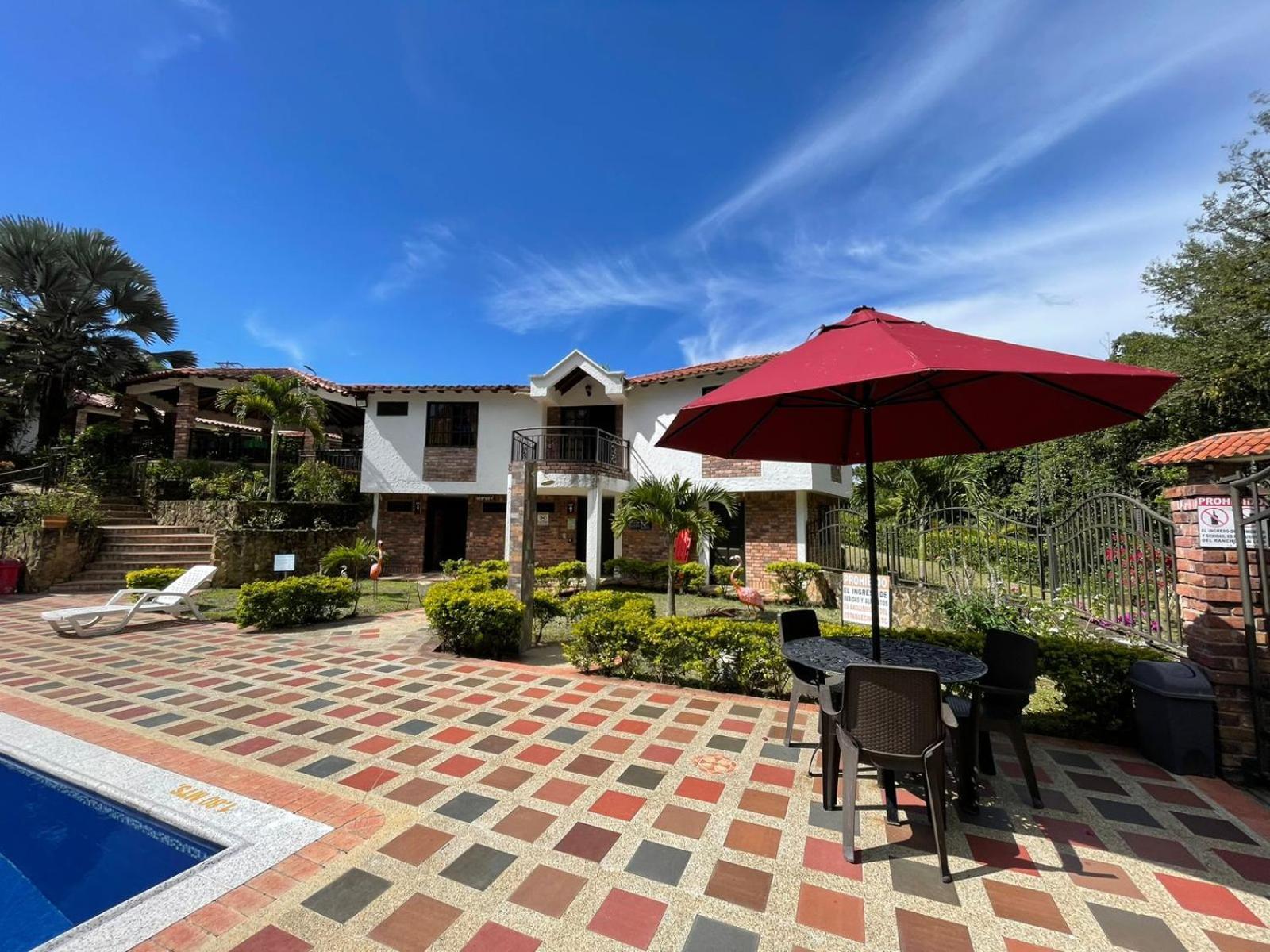 Rancho San Luis, Páramo Esterno foto