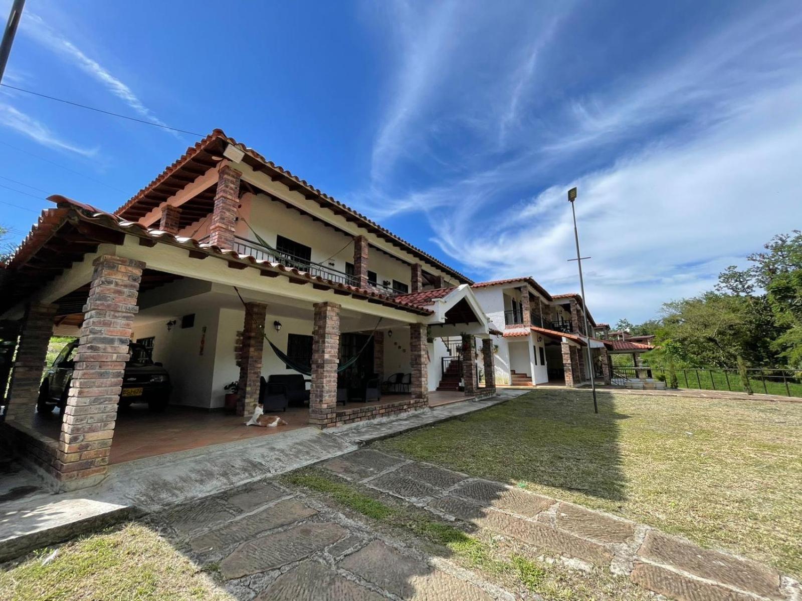 Rancho San Luis, Páramo Esterno foto